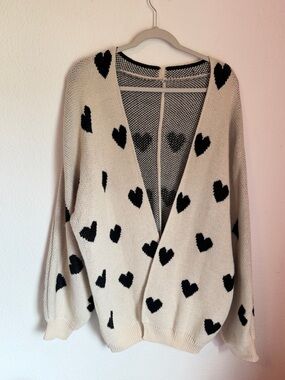 Heart Print Knit Cardigan – Cream & Black